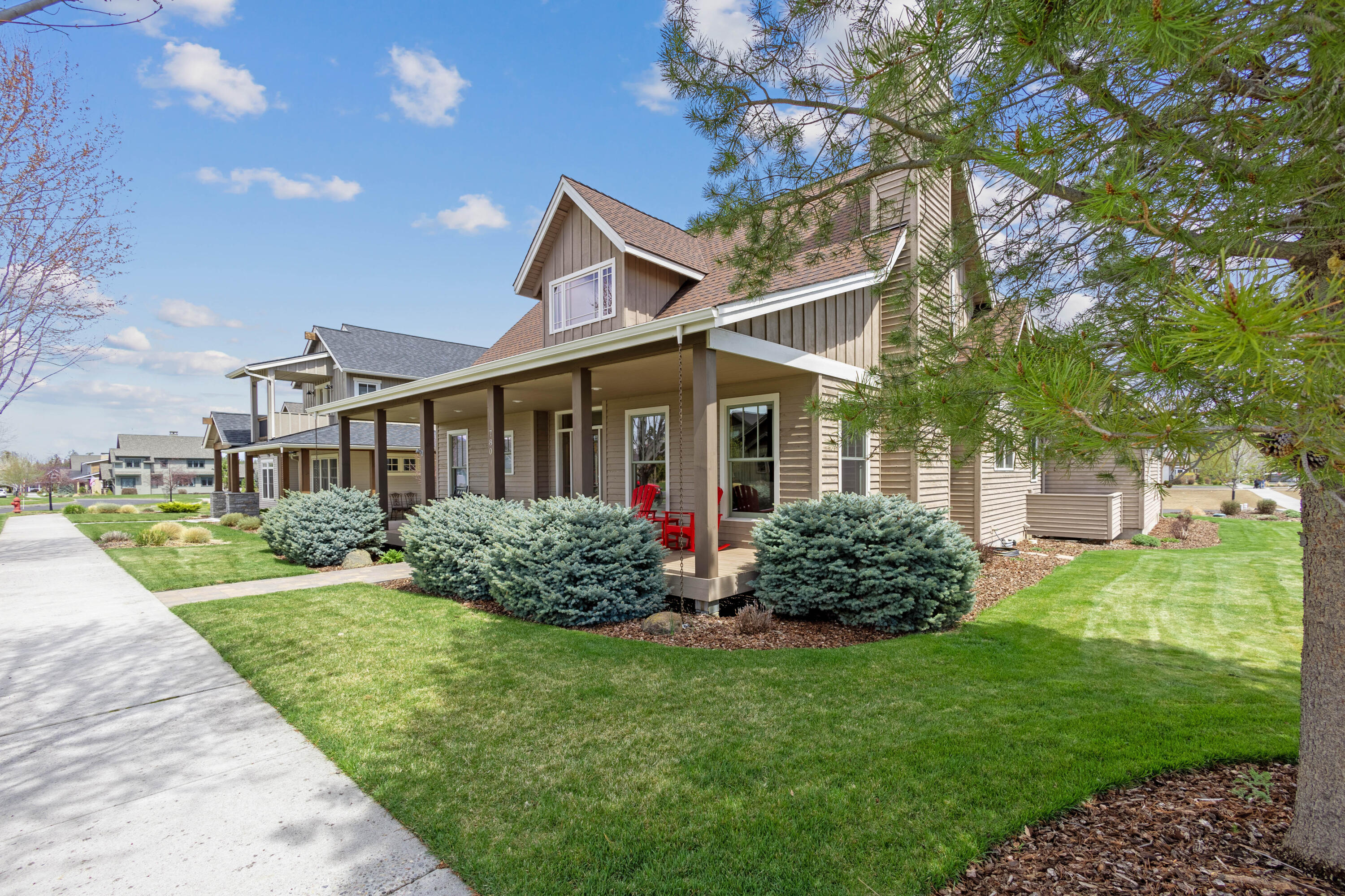 Pine Meadow Vill - Residential