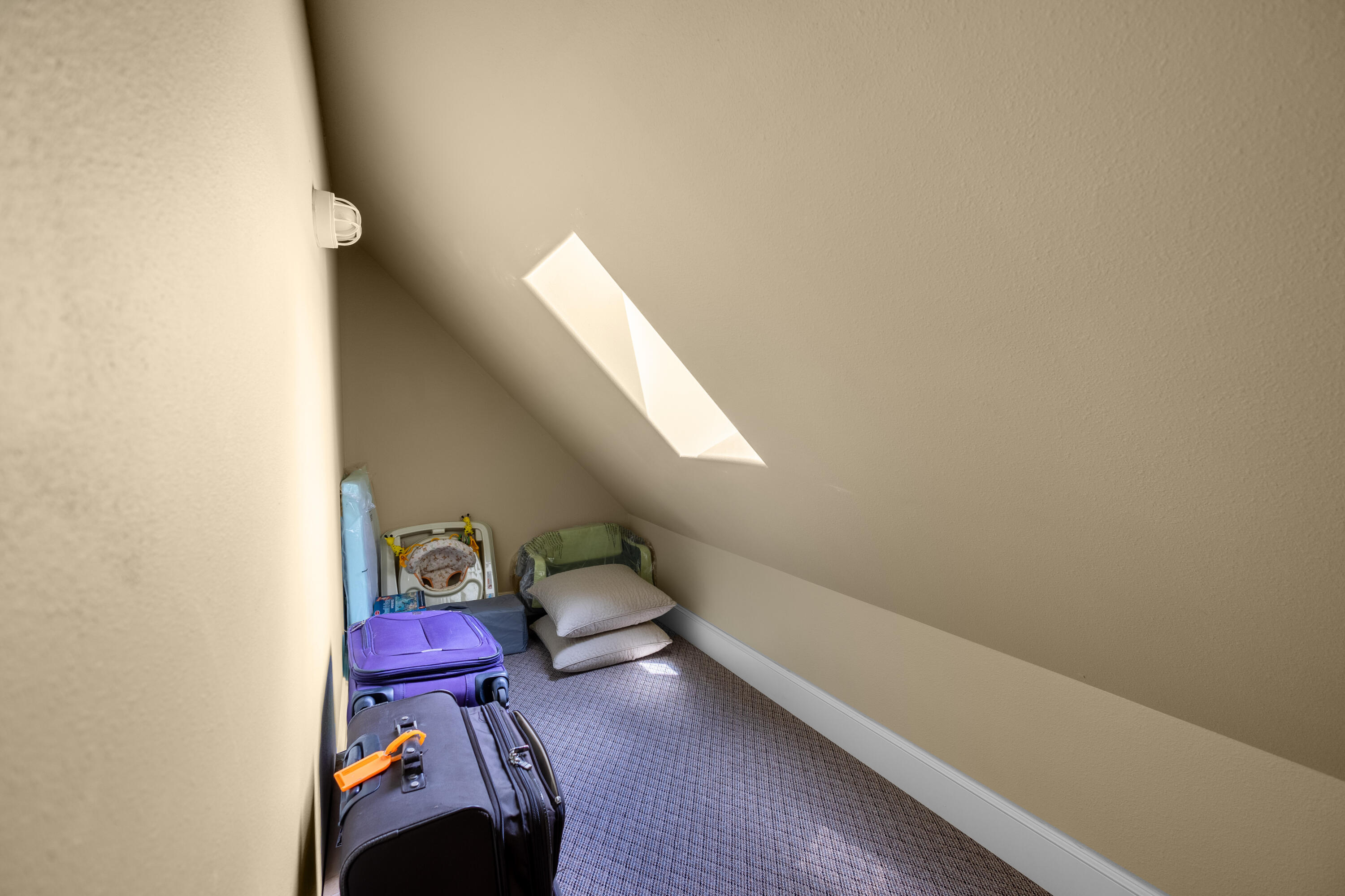 Pine Meadow Vill - Residential