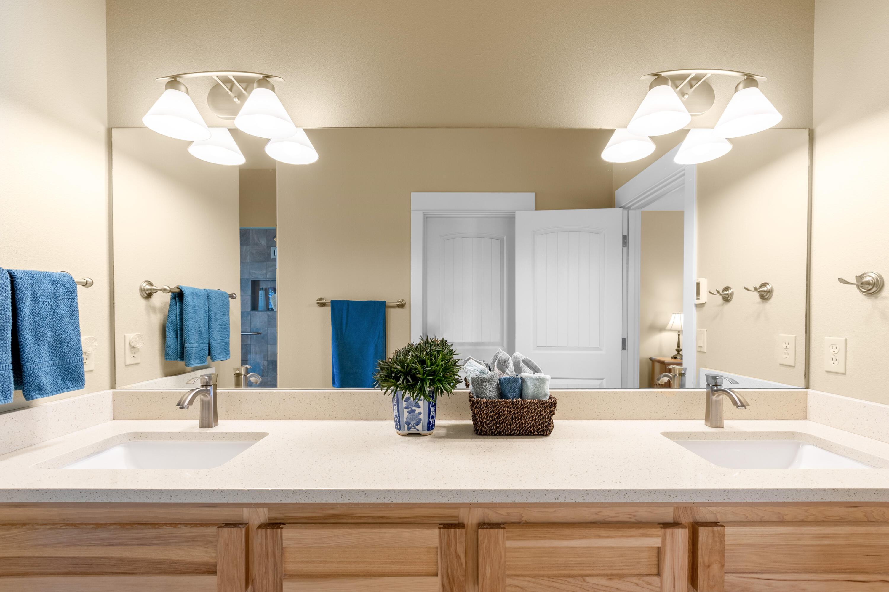 Pine Meadow Vill - Residential