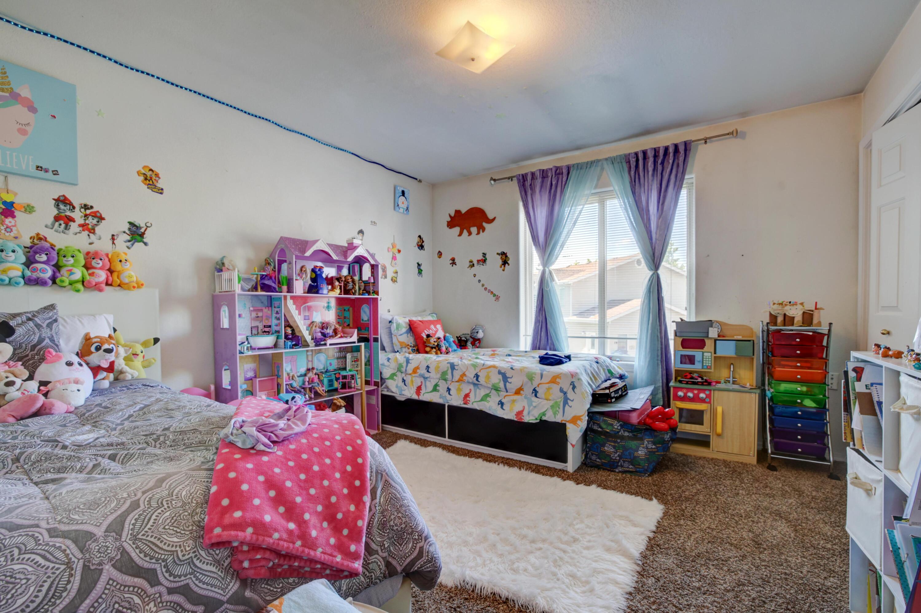 Holliday Park - Residential Income