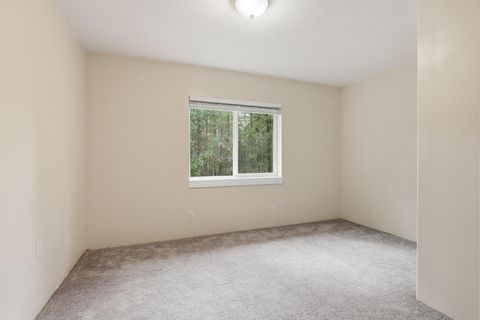 Tiny photo for 15789 Deedon Lane, La Pine, OR 97739 (MLS # 220221483)