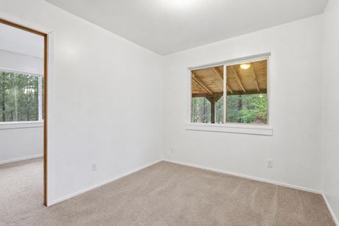 Tiny photo for 15789 Deedon Lane, La Pine, OR 97739 (MLS # 220221483)