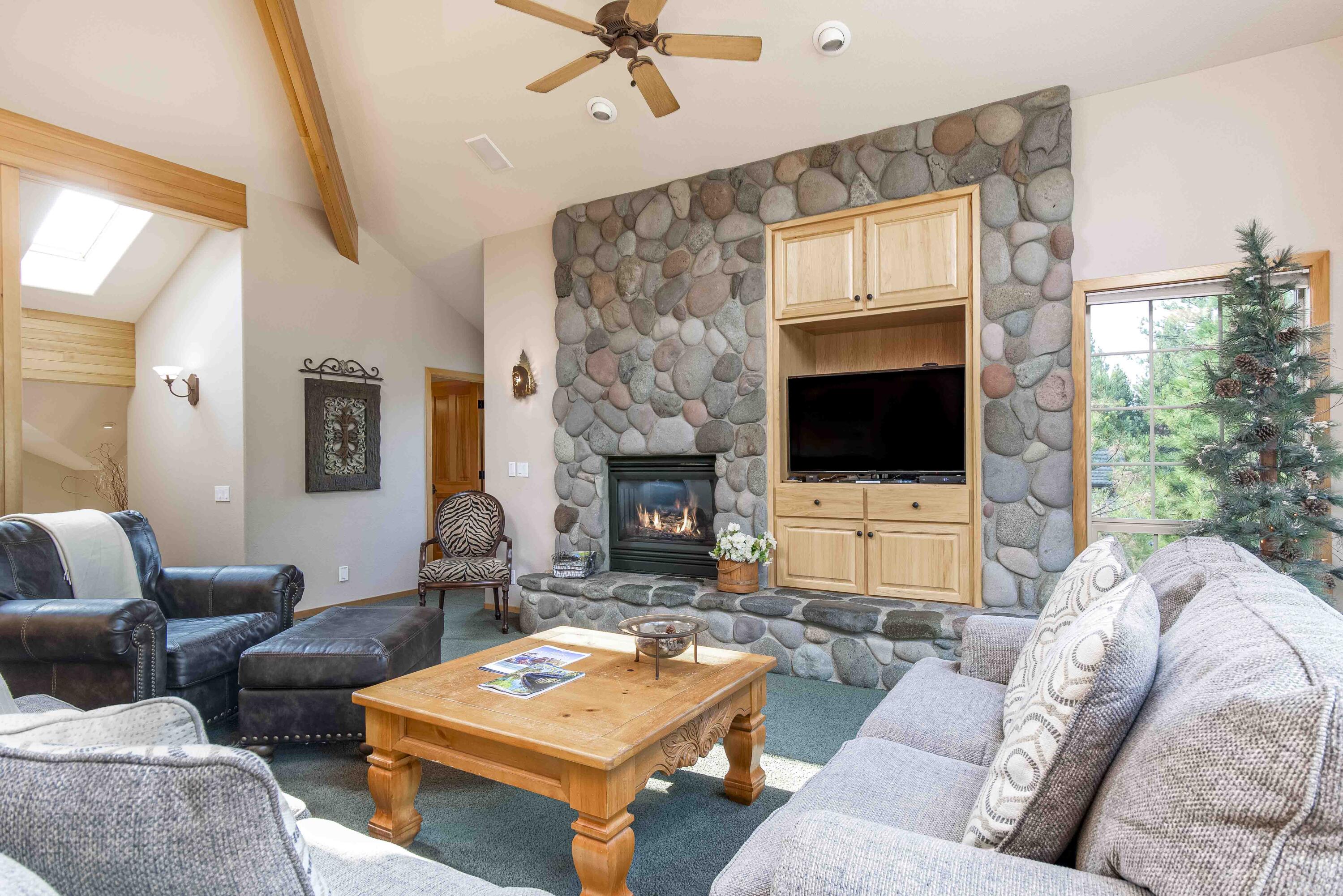 Fairway Point Villag - Residential