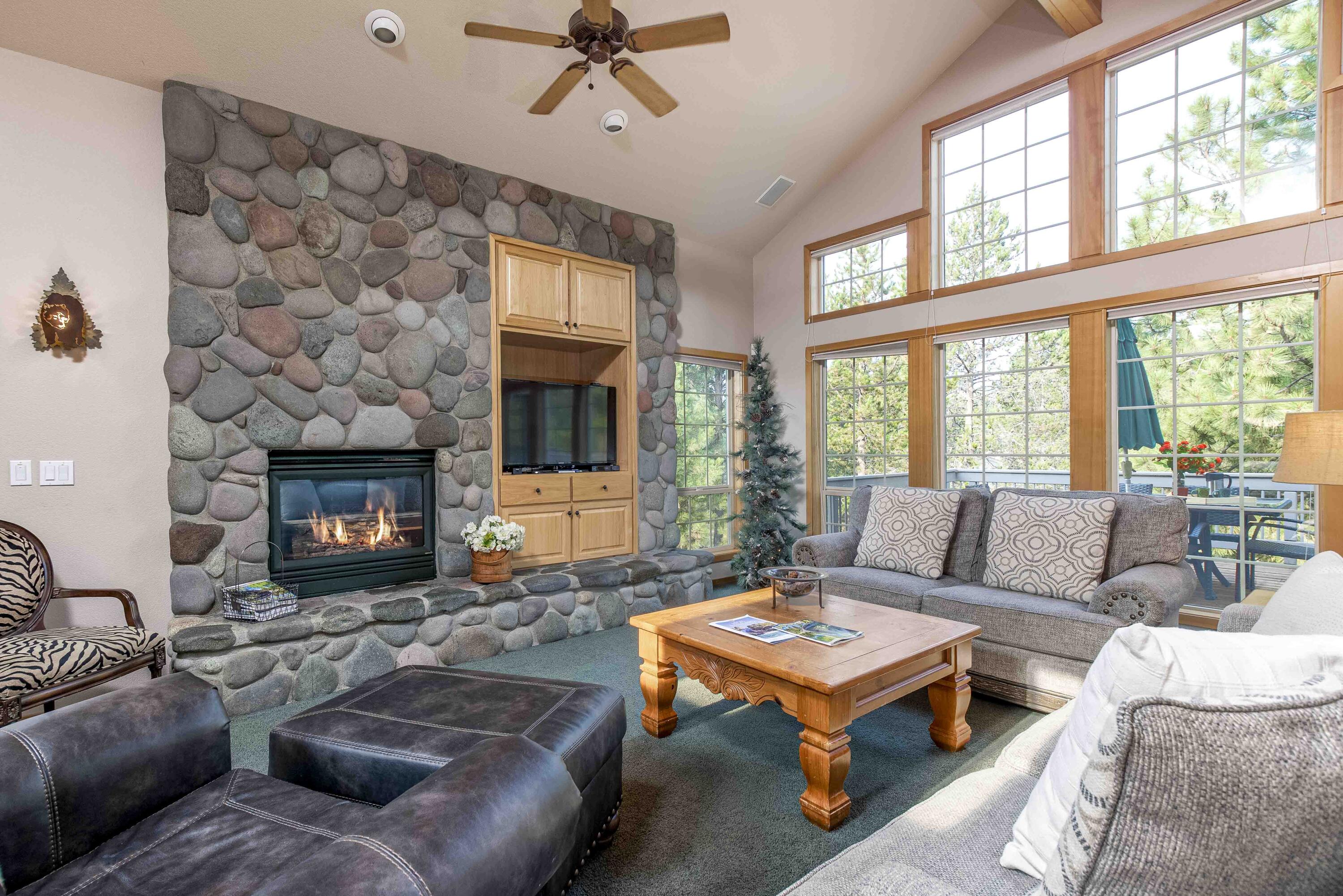 Fairway Point Villag - Residential