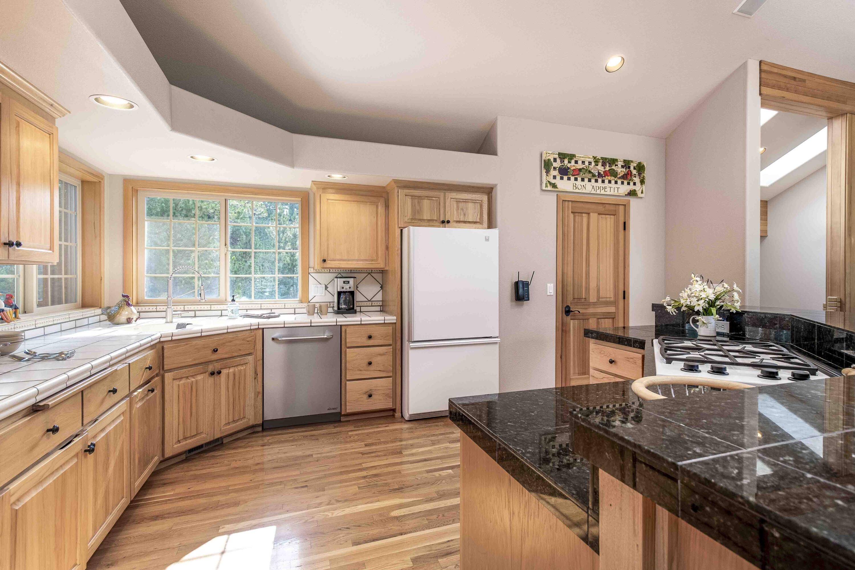 Fairway Point Villag - Residential