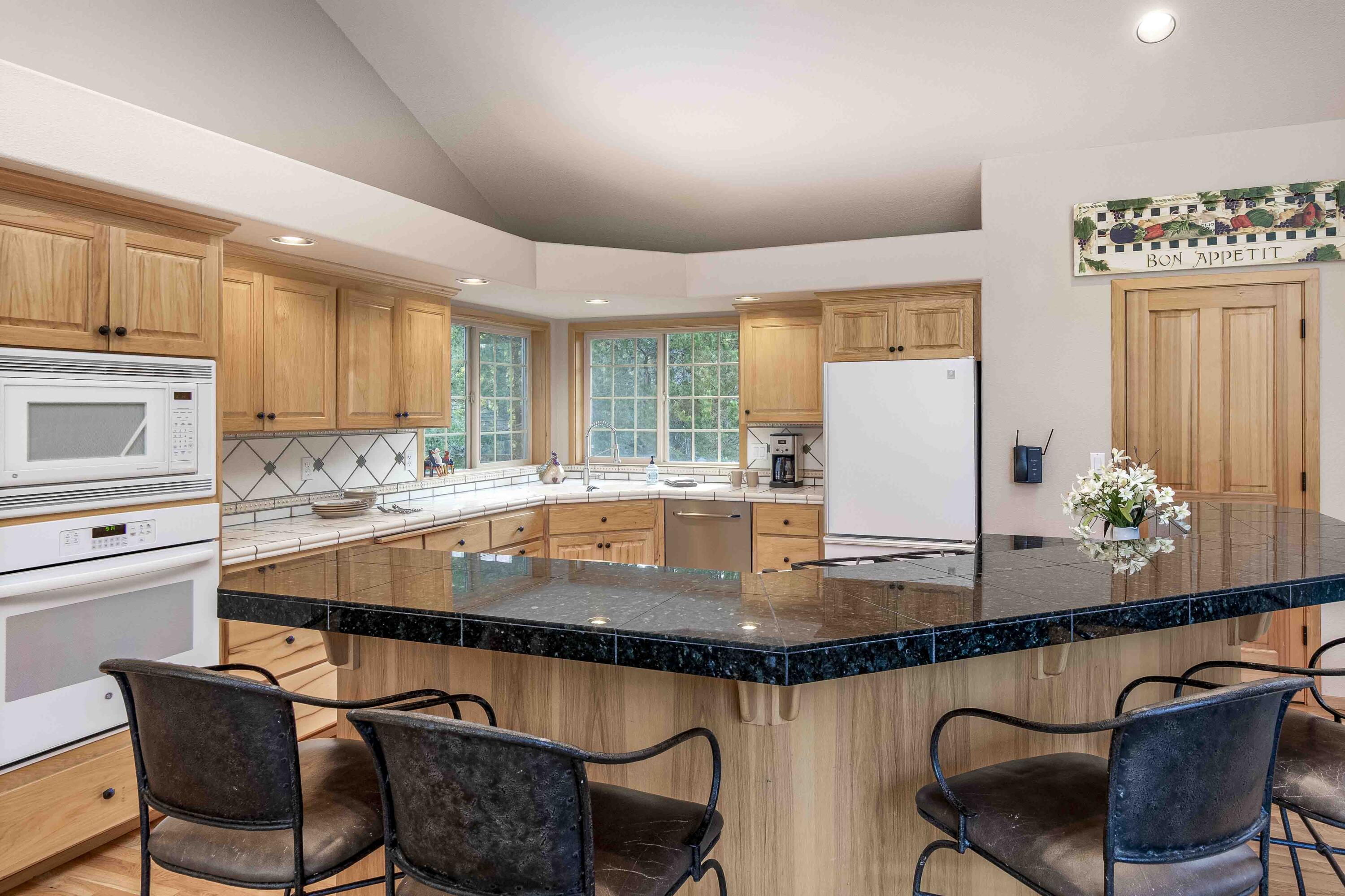 Fairway Point Villag - Residential