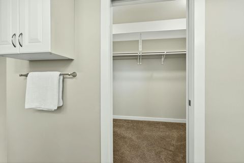 Tiny photo for 1723 Luxor Lane, Medford, OR 97504 (MLS # 220219939)