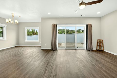 Tiny photo for 1723 Luxor Lane, Medford, OR 97504 (MLS # 220219939)