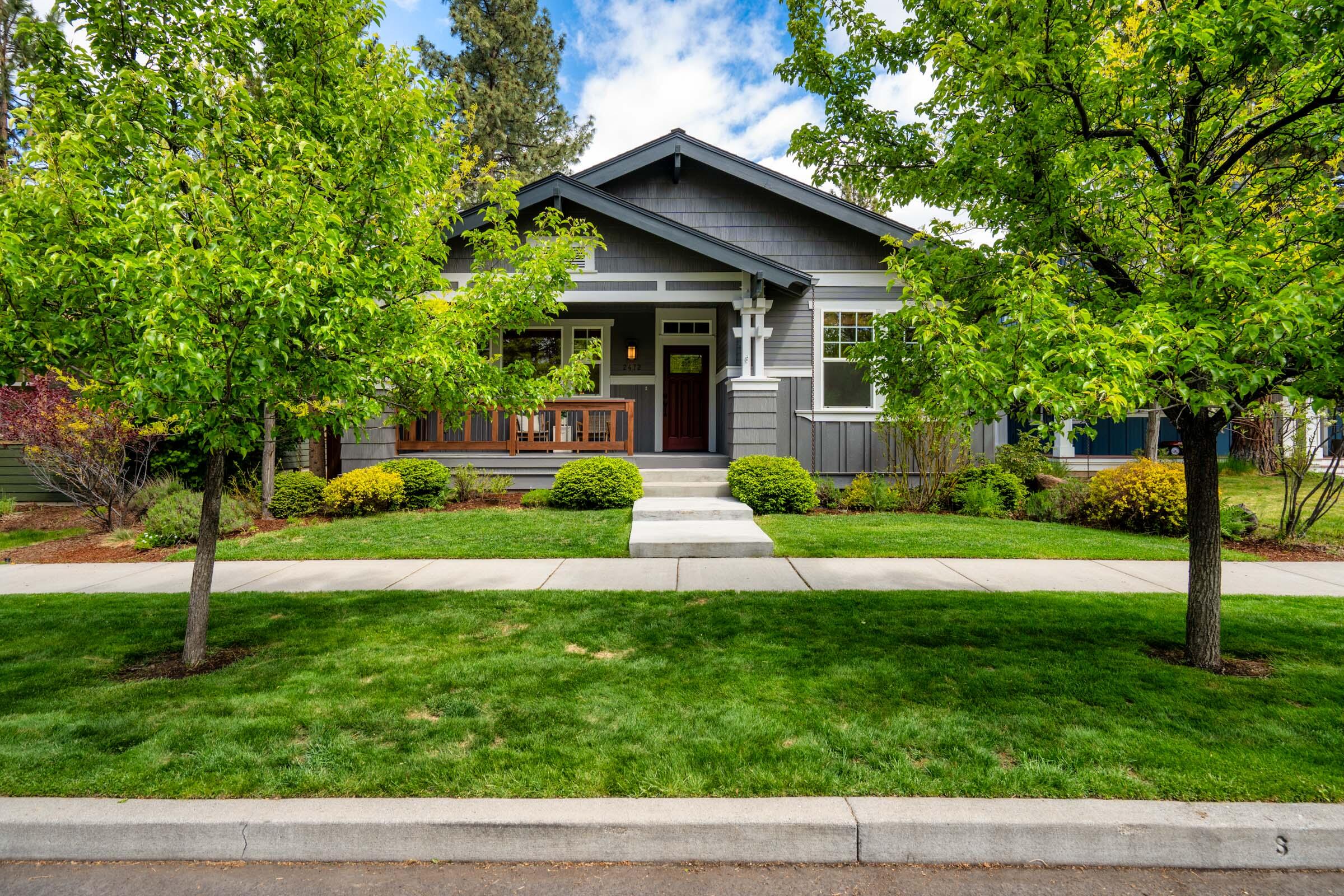 2472 NW Sacagawea Lane