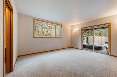 Tiny photo for 58008 Bunker Lane #24, Sunriver, OR 97707 (MLS # 220212637)