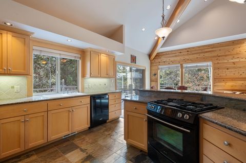 Tiny photo for 58008 Bunker Lane #24, Sunriver, OR 97707 (MLS # 220212637)