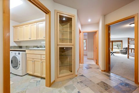 Tiny photo for 58008 Bunker Lane #24, Sunriver, OR 97707 (MLS # 220212637)