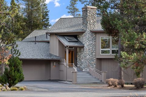 Tiny photo for 58008 Bunker Lane #24, Sunriver, OR 97707 (MLS # 220212637)