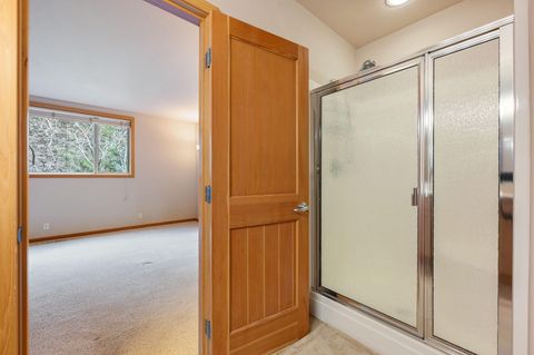 Tiny photo for 58008 Bunker Lane #24, Sunriver, OR 97707 (MLS # 220212637)