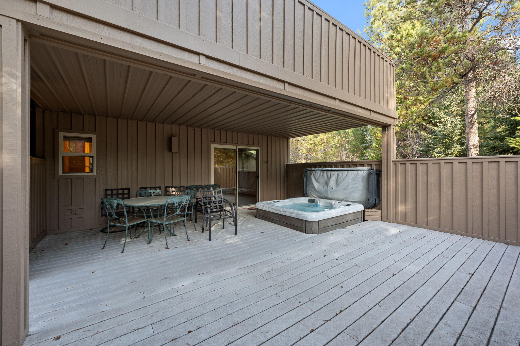 Fairway Point Villag - Residential