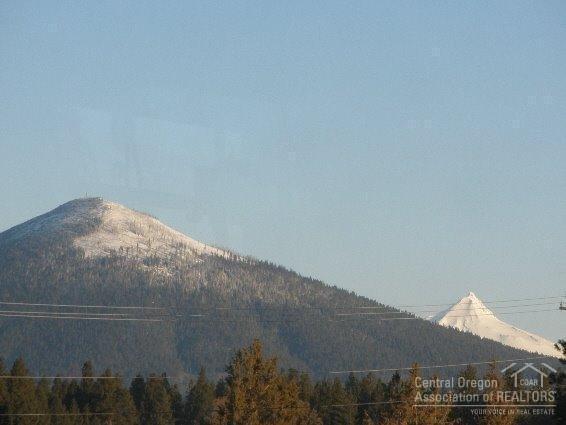 Edge O The Pines - Residential