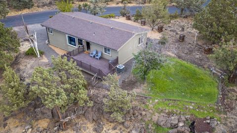 3715 NW 25th Street Redmond OR 97756