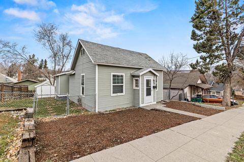 Tiny photo for 731 Rose Street, Klamath Falls, OR 97601 (MLS # 220214332)