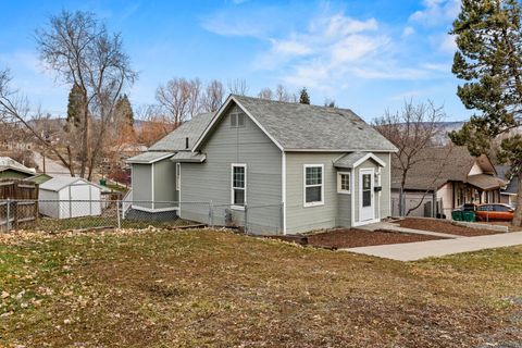 Tiny photo for 731 Rose Street, Klamath Falls, OR 97601 (MLS # 220214332)