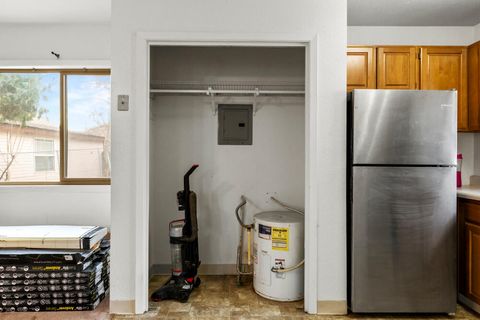 Tiny photo for 731 Rose Street, Klamath Falls, OR 97601 (MLS # 220214332)