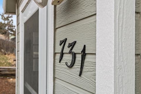 Tiny photo for 731 Rose Street, Klamath Falls, OR 97601 (MLS # 220214332)