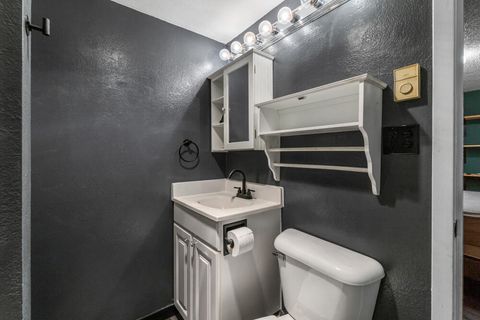 Tiny photo for 731 Rose Street, Klamath Falls, OR 97601 (MLS # 220214332)