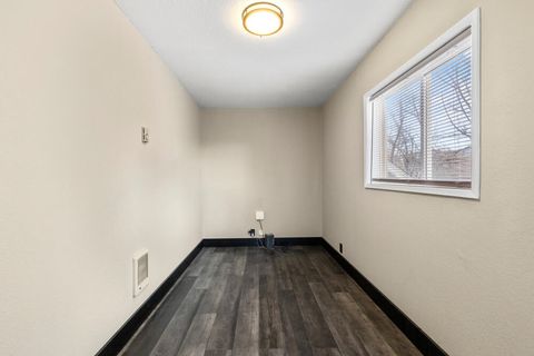 Tiny photo for 731 Rose Street, Klamath Falls, OR 97601 (MLS # 220214332)