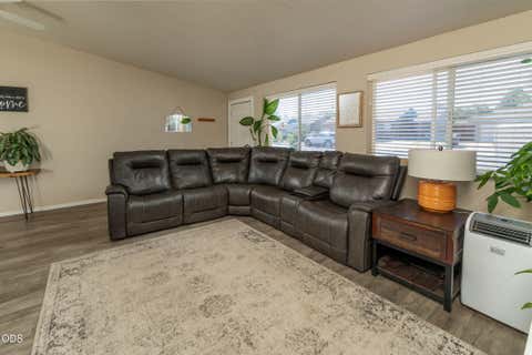 Tiny photo for 3217 SW Quartz Avenue, Redmond, OR 97756 (MLS # 220226961)