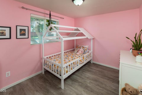 Tiny photo for 3217 SW Quartz Avenue, Redmond, OR 97756 (MLS # 220226961)