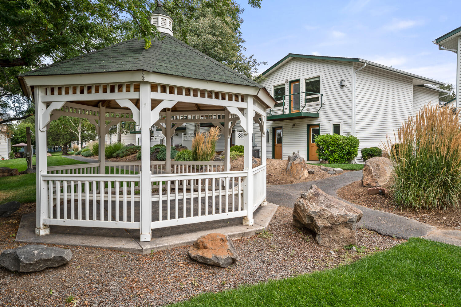 Boulder Brook - Residential