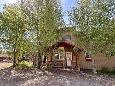 Photo of 16025 Strawn Road, La Pine, OR 97739 (MLS # 220221509)