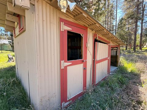Tiny photo for 16025 Strawn Road, La Pine, OR 97739 (MLS # 220221509)