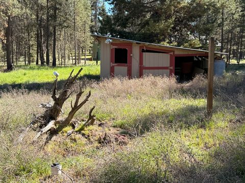 Tiny photo for 16025 Strawn Road, La Pine, OR 97739 (MLS # 220221509)