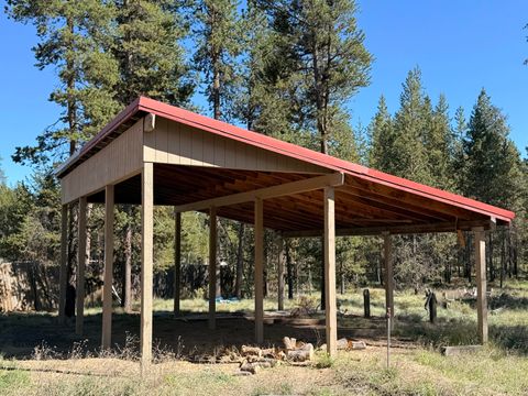 Tiny photo for 16025 Strawn Road, La Pine, OR 97739 (MLS # 220221509)
