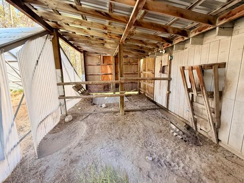 Tiny photo for 16025 Strawn Road, La Pine, OR 97739 (MLS # 220221509)
