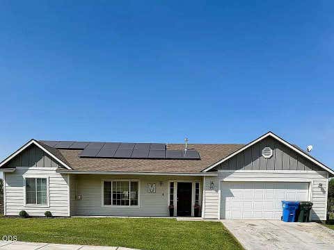 Photo of 351 Lincoln Avenue, Umatilla, OR 97882 (MLS # 220227490)