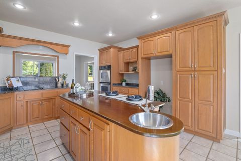 Tiny photo for 2275 Galice Road, Merlin, OR 97532 (MLS # 220215126)