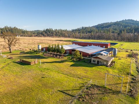 Tiny photo for 2275 Galice Road, Merlin, OR 97532 (MLS # 220215126)