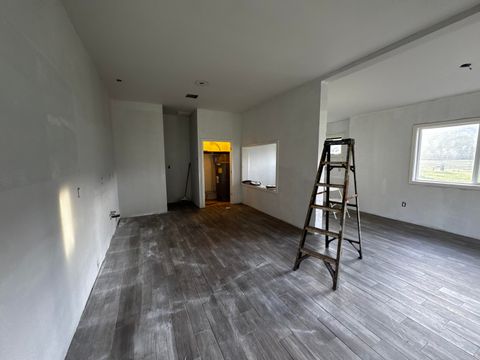 Tiny photo for 2275 Galice Road, Merlin, OR 97532 (MLS # 220215126)