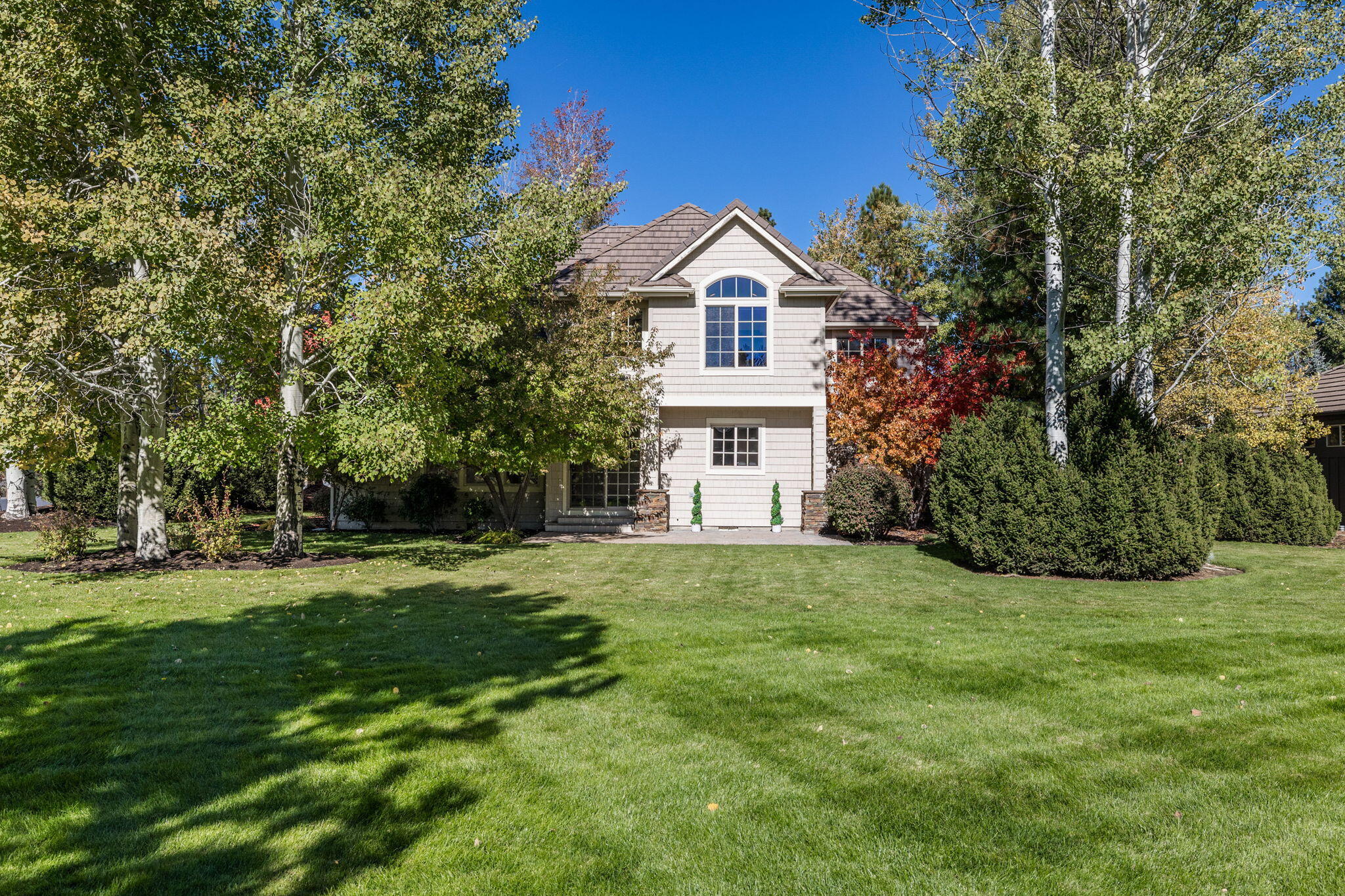 Broken Top - Residential