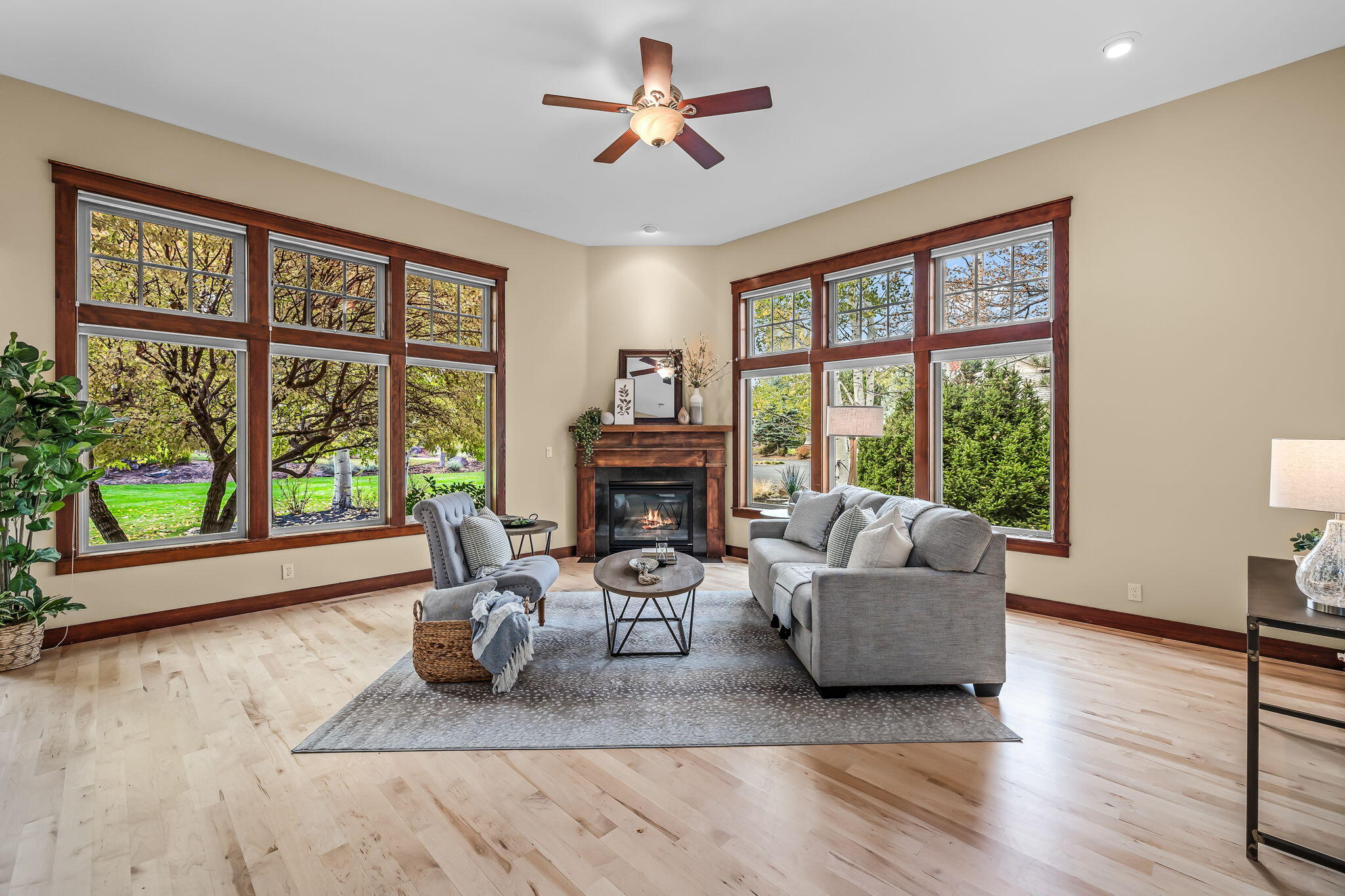 Broken Top - Residential