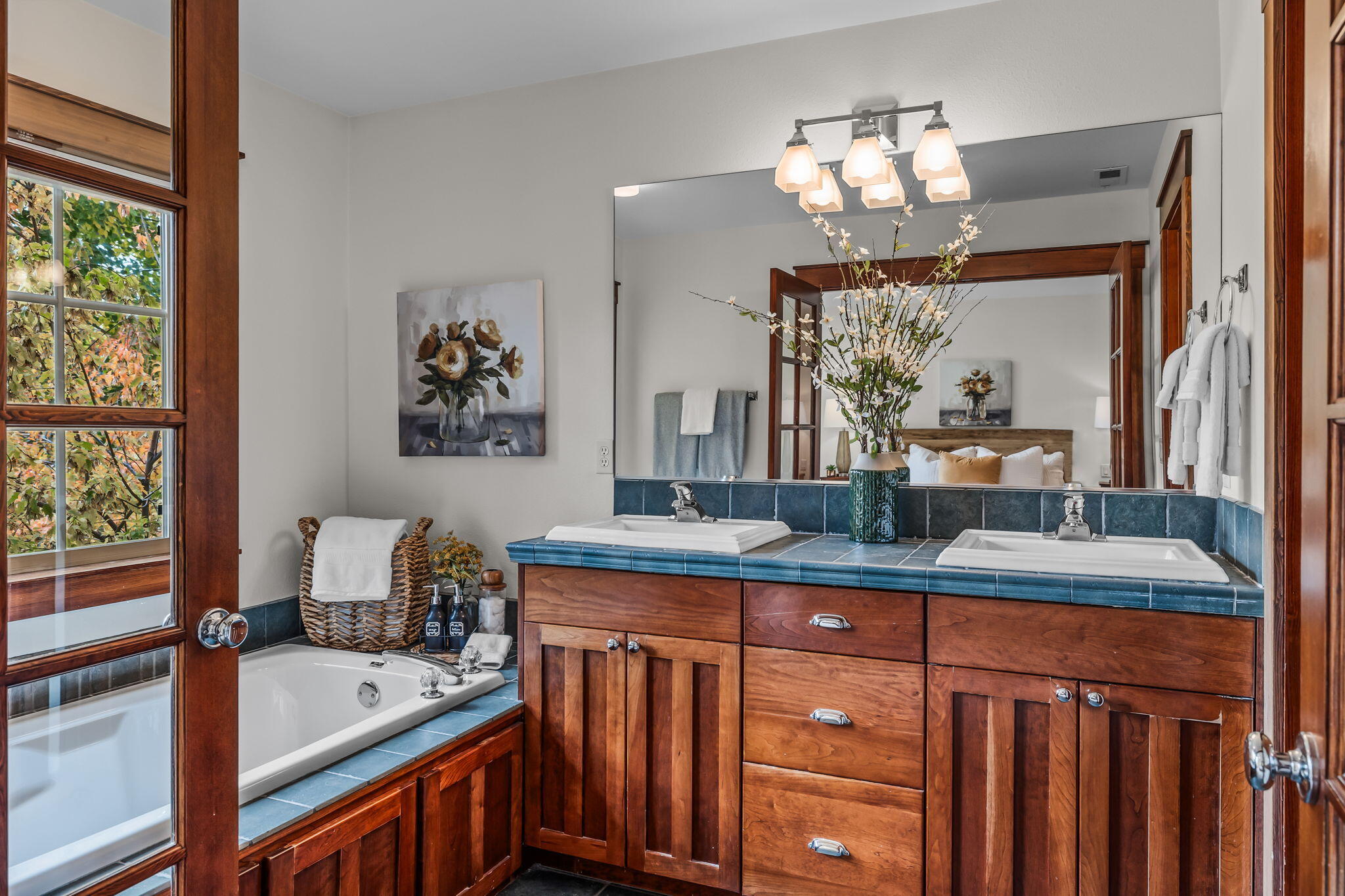 Broken Top - Residential