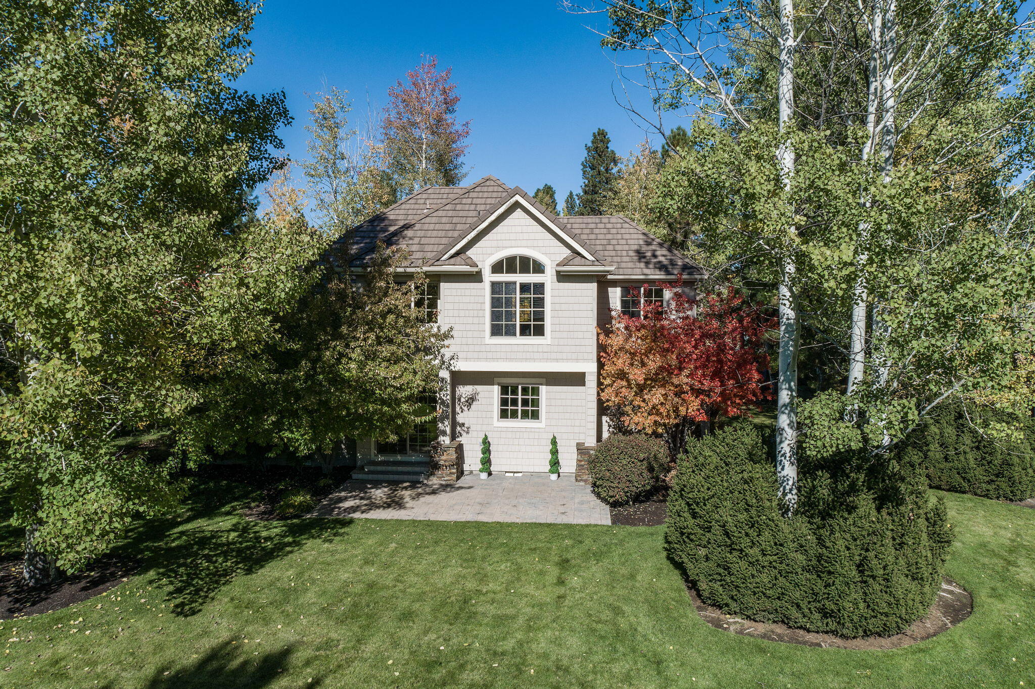 Broken Top - Residential