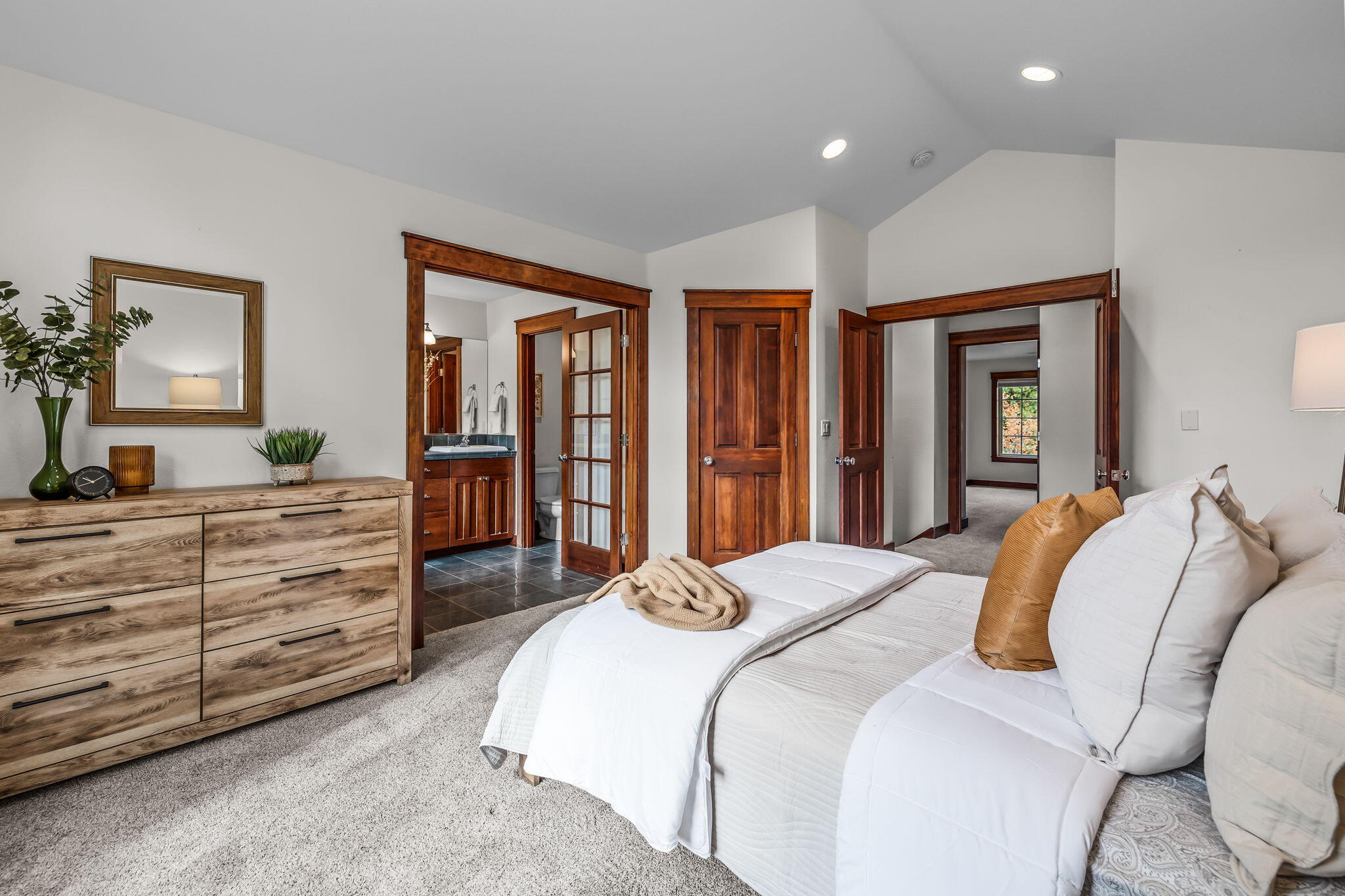 Broken Top - Residential