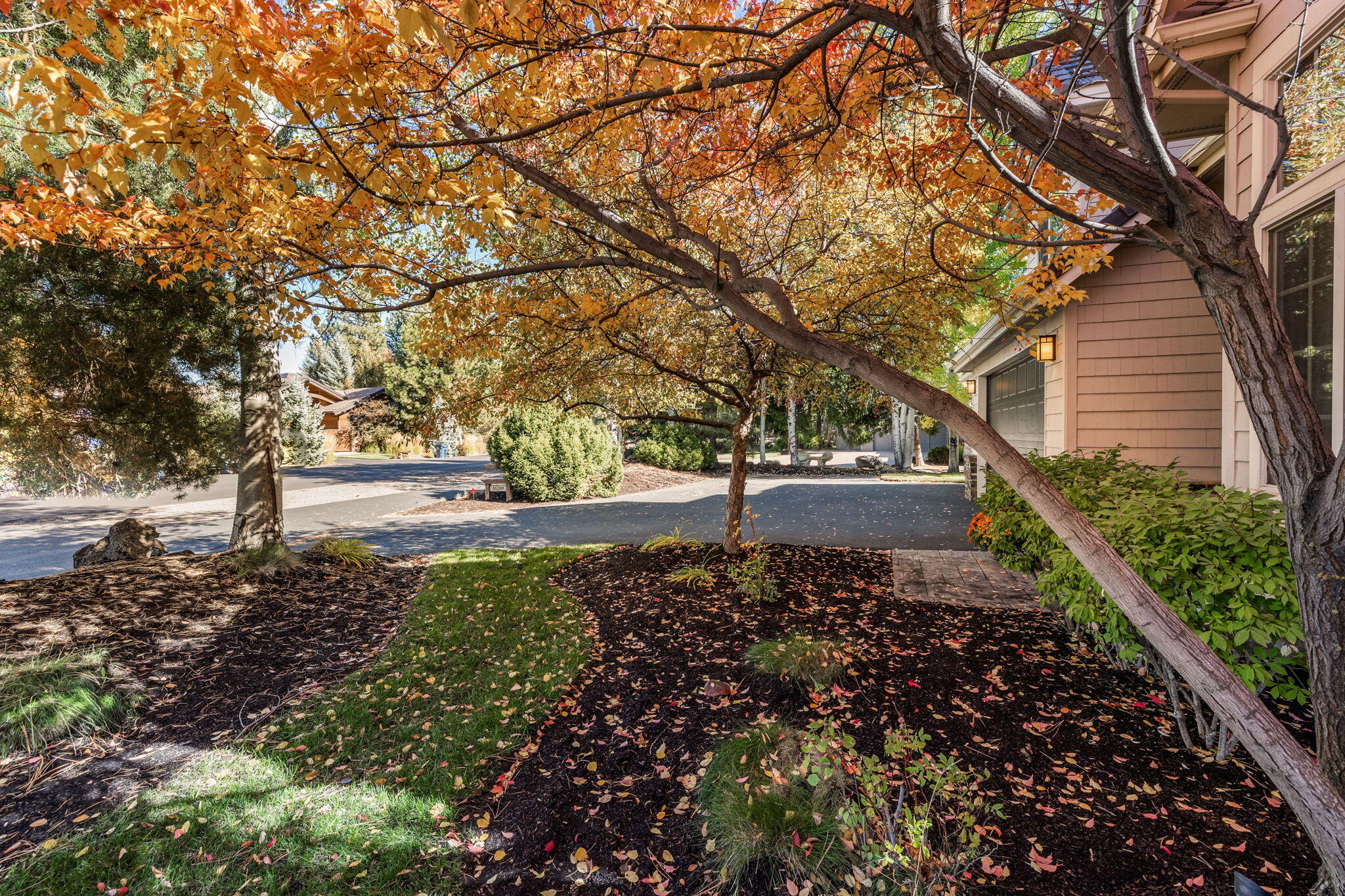 Broken Top - Residential