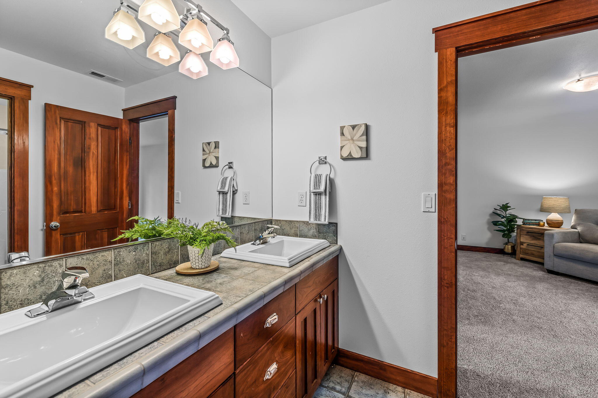 Broken Top - Residential