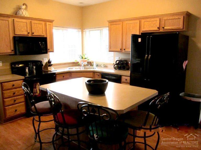 Larkspur - Residential