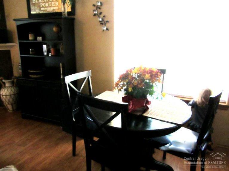 Larkspur - Residential