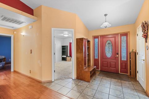 Tiny photo for 705 Mountain Avenue, Central Point, OR 97502 (MLS # 220211639)