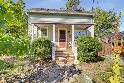 Photo of 487 Rock Street, Ashland, OR 97520 (MLS # 220229270)